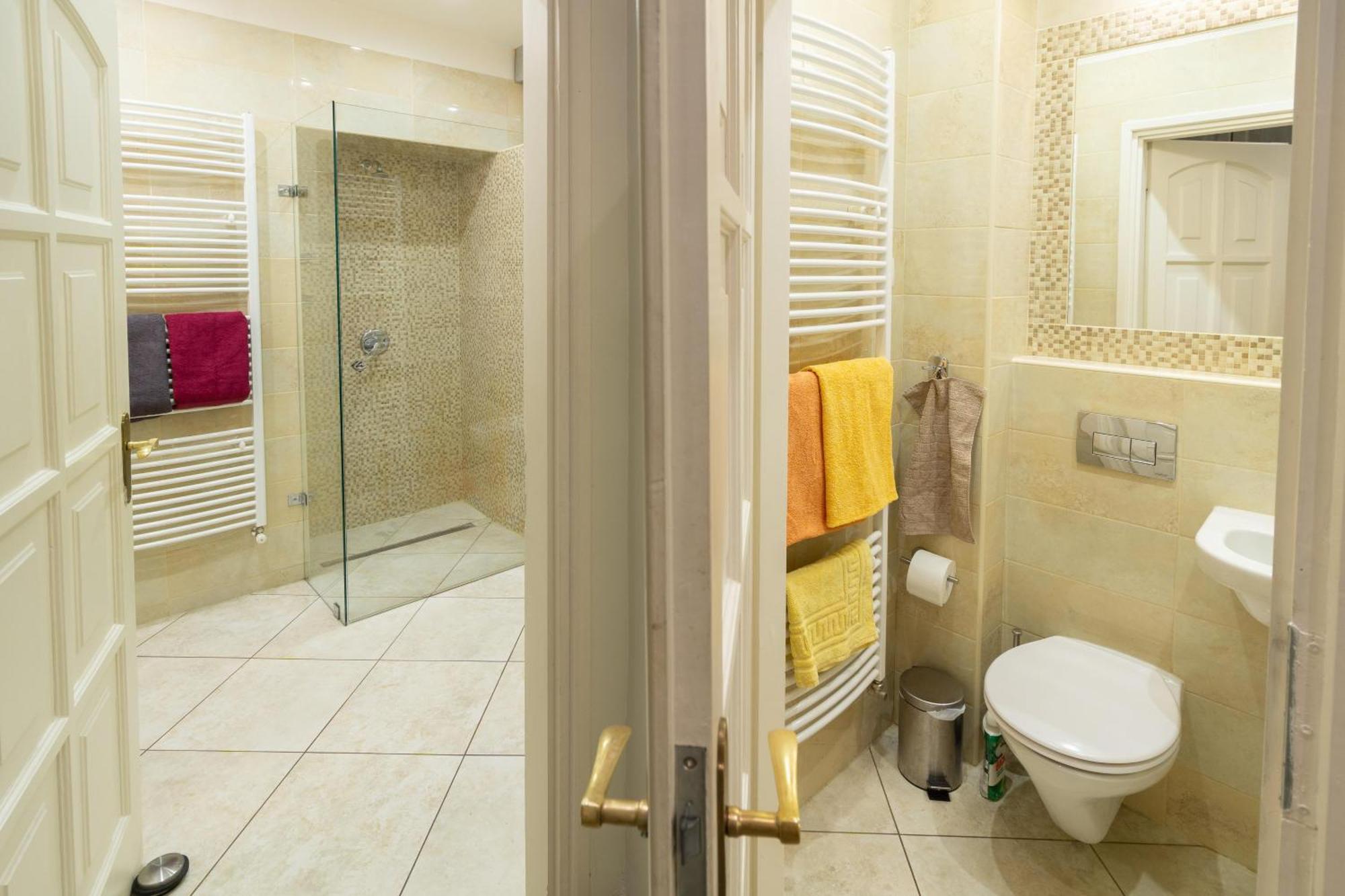 בודפשט Jewel In Buda Apartment מראה חיצוני תמונה