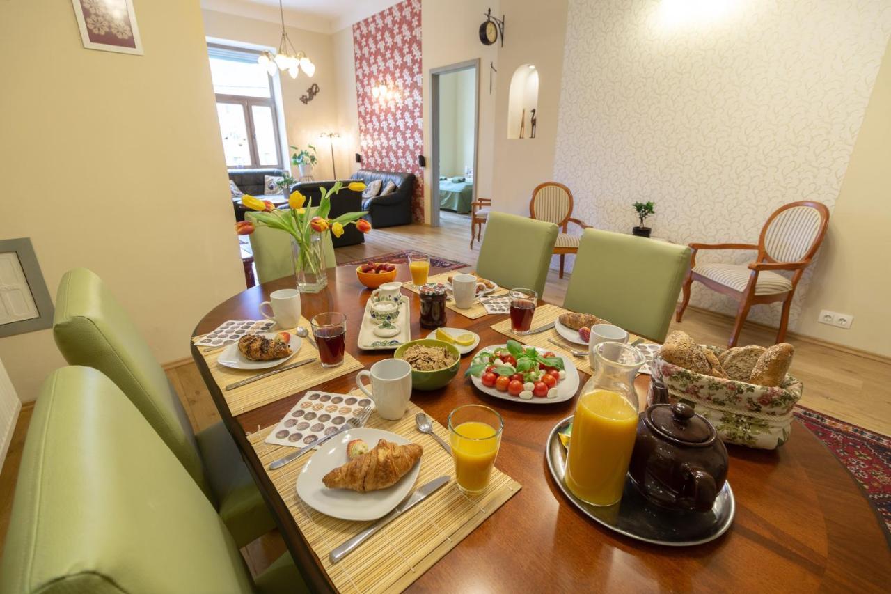 בודפשט Jewel In Buda Apartment מראה חיצוני תמונה