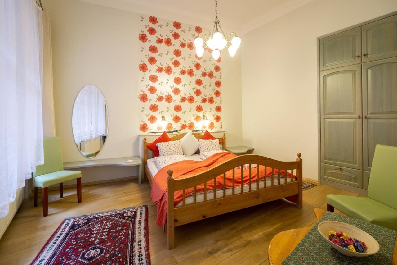 בודפשט Jewel In Buda Apartment מראה חיצוני תמונה